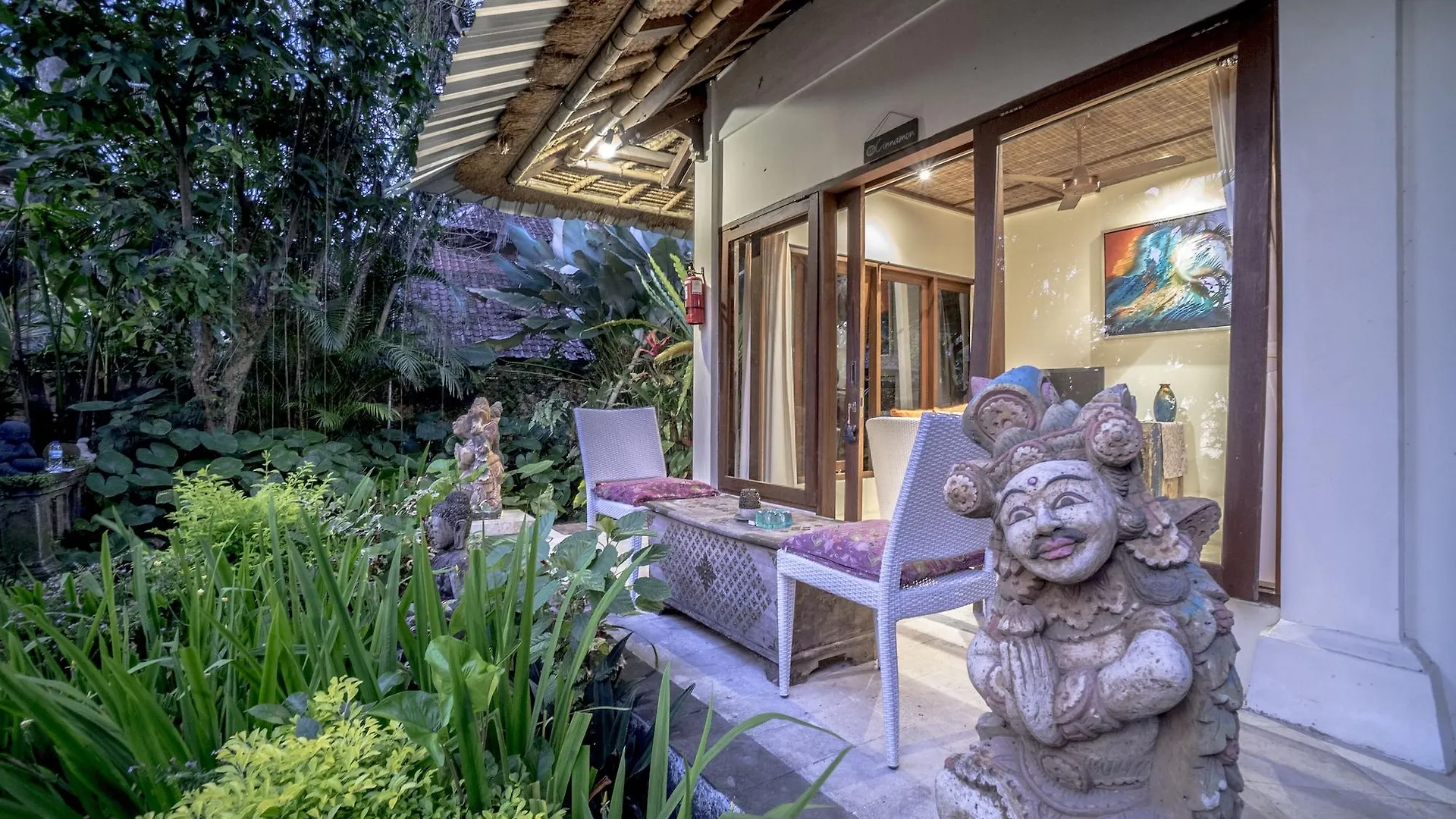 Gajah Biru Bungalows Ubud 3*,