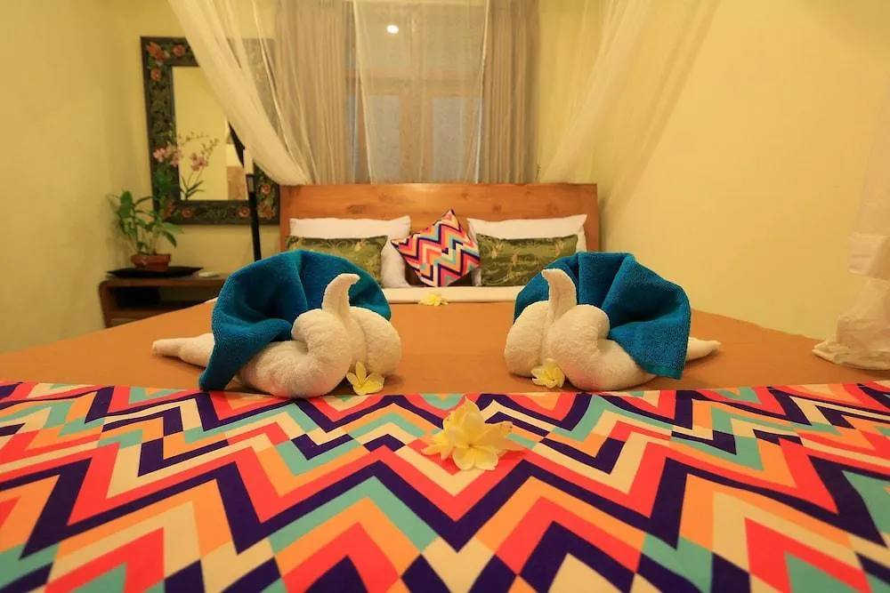 *** Guest house Gajah Biru Bungalows Ubud  Indonesia