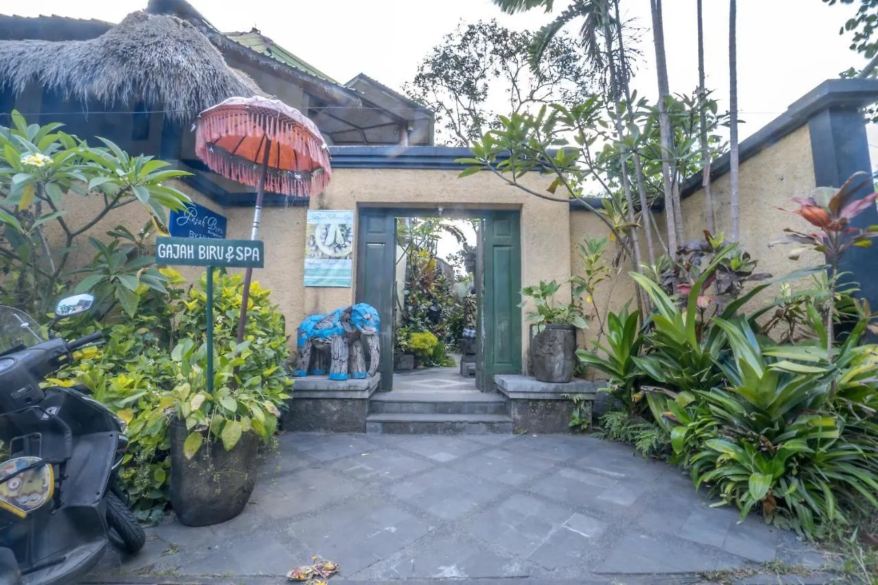 *** Guest house Gajah Biru Bungalows Ubud  Indonesia